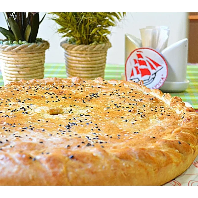 Пирог со свининой и картофелем